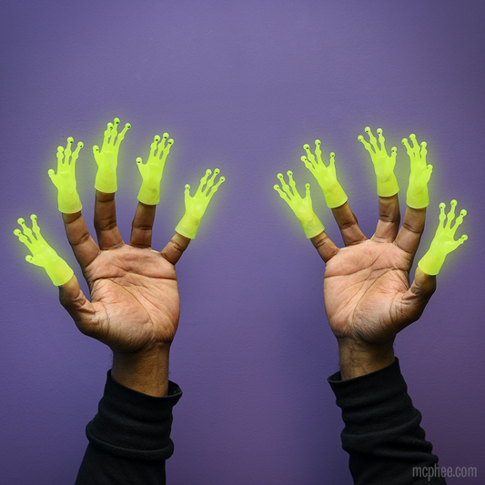Archie McPhee - Glow In The Dark Alien Finger Hands