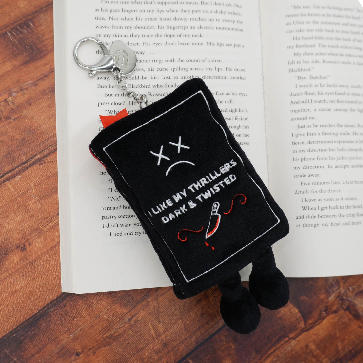 Punchkins - Bag Charm - Book - Thrillers Dark