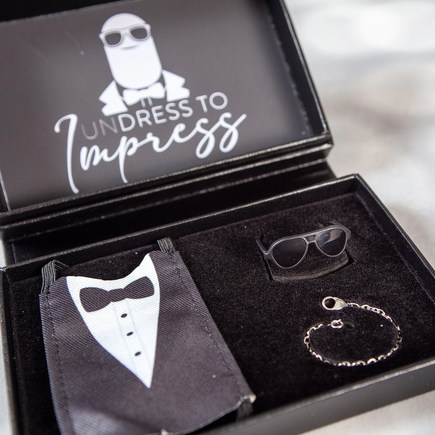 VIP Penis Dress Up Gift Box