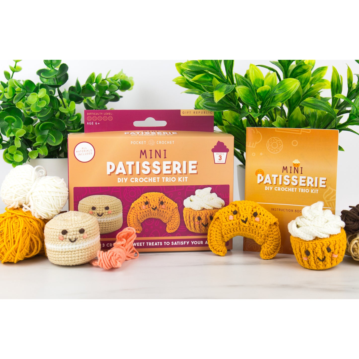 Gift Republic - Pocket Crochet Crafts: Mini Patisserie