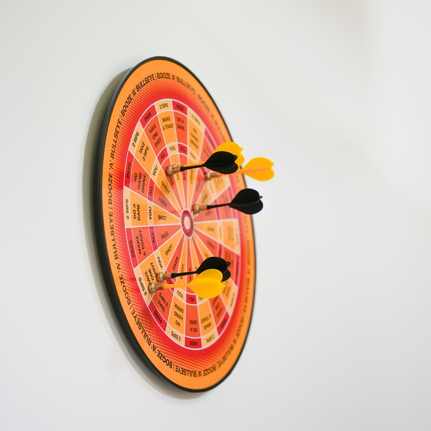 Let's Replay - Booza Bullseye Magnetic Dartboard